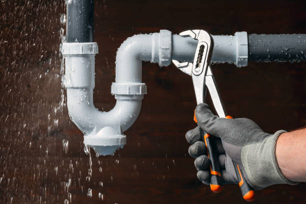 Professional Pipe Repair technician working in Harrison Township, MI